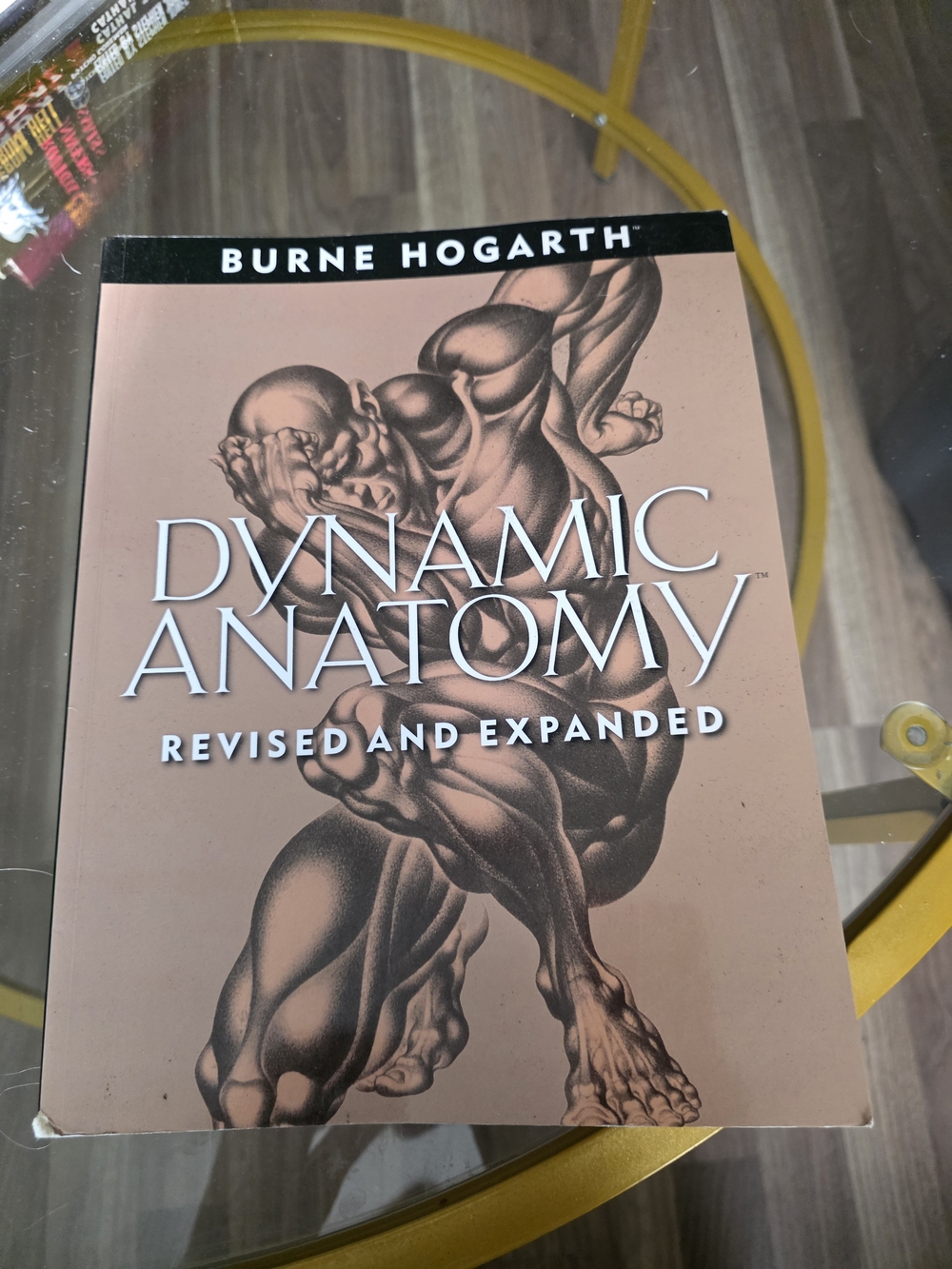 Dynamic Anatomy by Burne Hogarth - Illustrated Anatomy Book